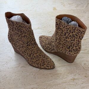 Lucky Brand Leopard Print Ankle Boots women’s size 8